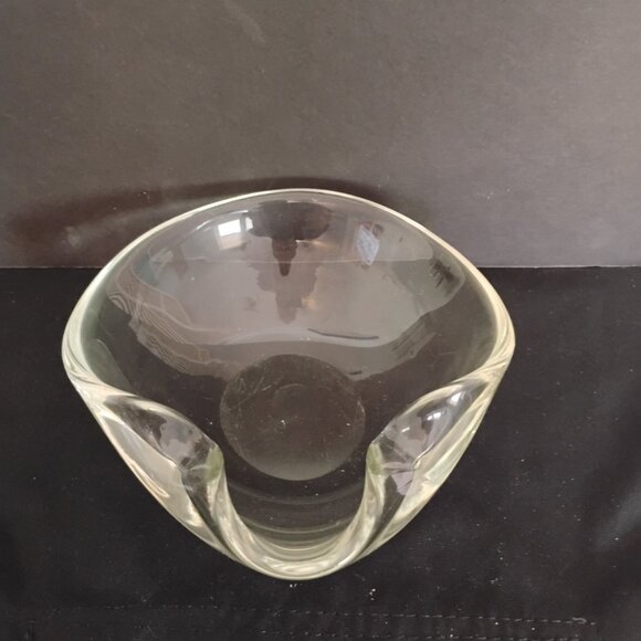 Viking Glass MCM Biomorphic Ashtray - Picture 2 of 5